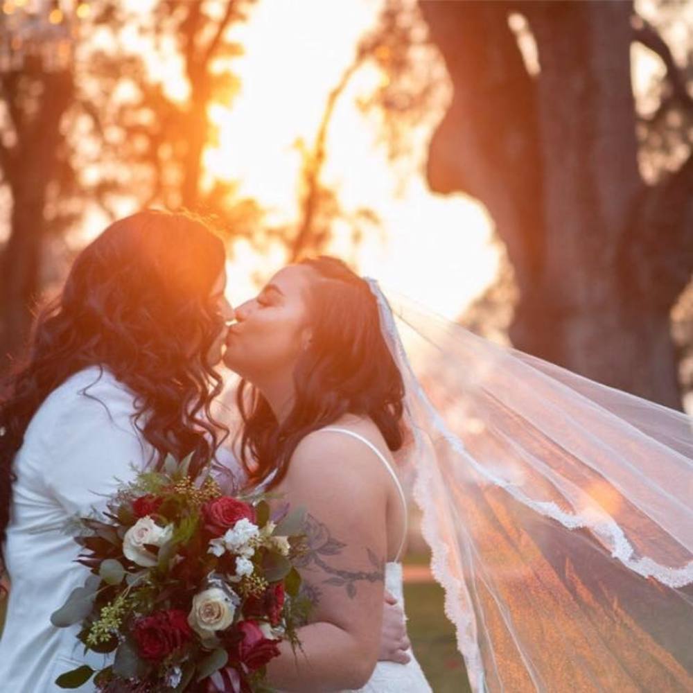 Meet your Posher, Cassandra